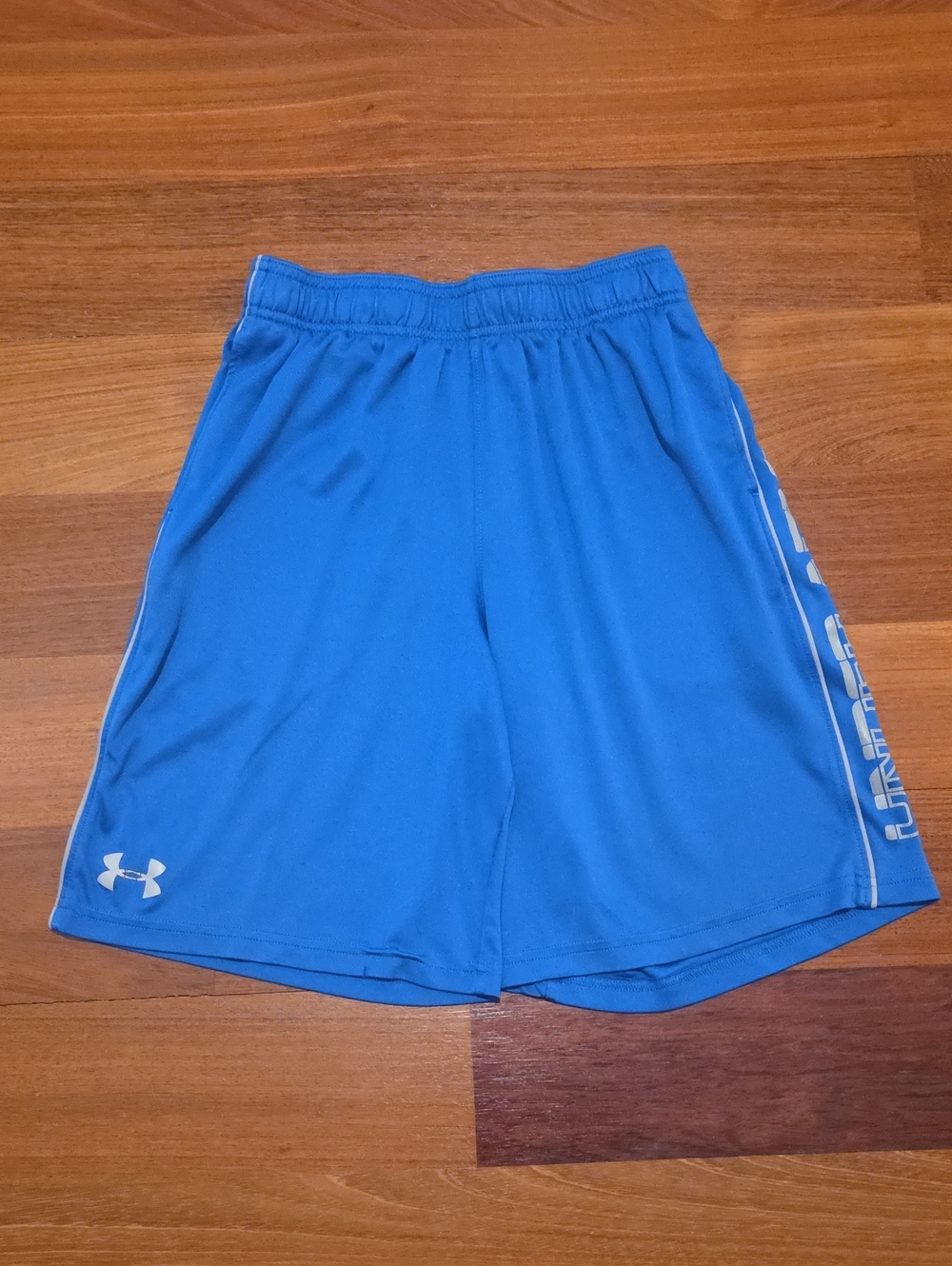 Under Armour Boys Blue Athletic Shorts, Size M